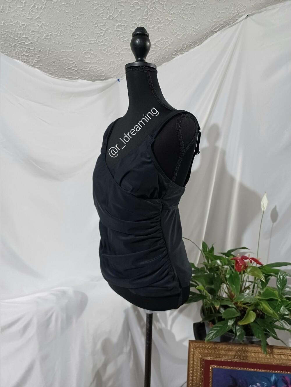 NWT Cupshe Black Women’s Draped V-Neck Swim Tank Size Large - Picture 2 of 6